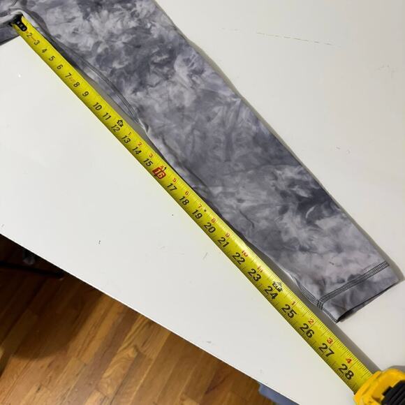 Lululemon Align Crop Cross WAist in Diamond Dye stargaze pitch gray size 6 - Picture 8 of 10